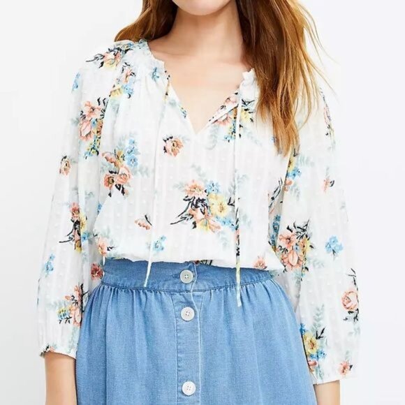 LOFT Women Garden Ruffle Tie Neck Blouse size Medium - Picture 10 of 13